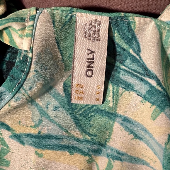 ONLY Green Floral Summer Dress Size Small - Picture 3 of 5